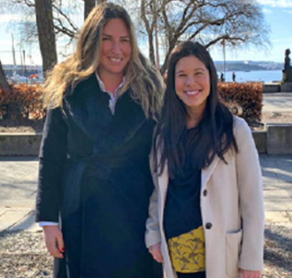 Morielle Lotan (left) and Vice Mayor Berg (right) outside City Hall in Oslo